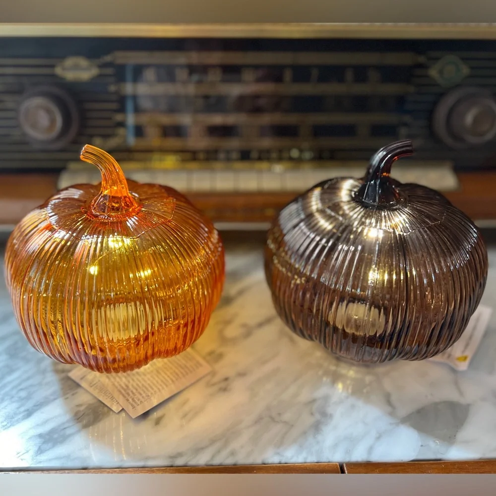 ✨NEW🍂Target Bullseye Playground 2025 Set of Two Glass Pumpkin Decor🎃
